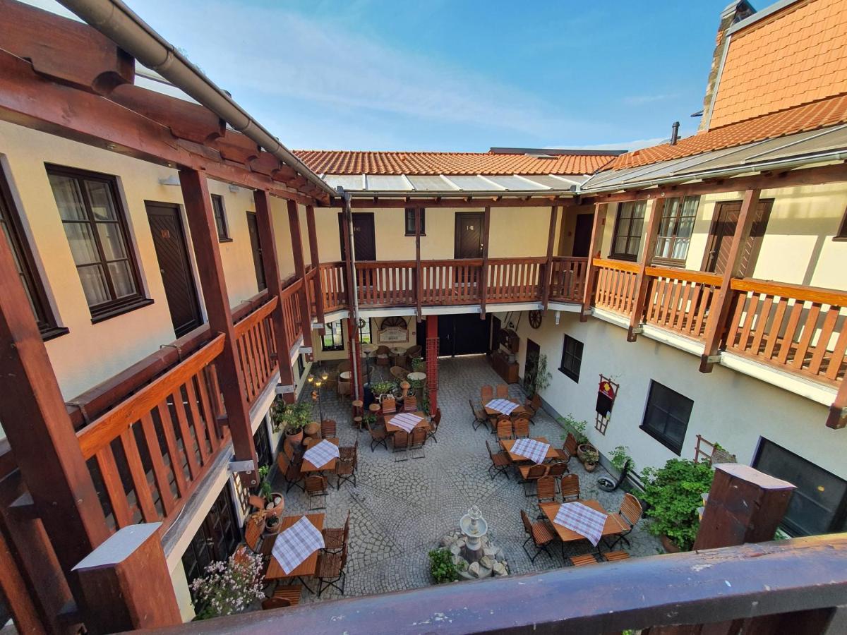 Hotel Zur Goldenen Sonne Quedlinburg Exterior foto